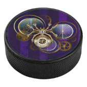 Steampunk Spider on Purple アイスホッケーパック (3/4)