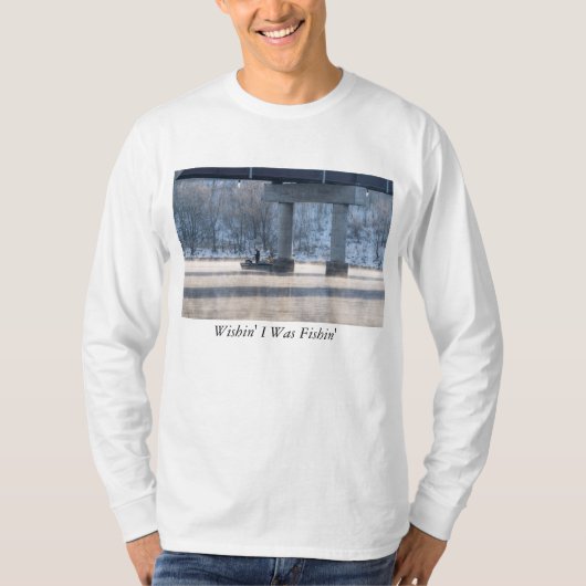 Steamy Winter Fishing Lake Taneycomo Long Sleeve Tシャツ (正面)