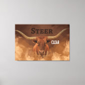 "Steer Clear" ロングホーン スタretched キャンバスプリント (正面)