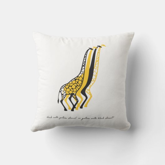 Stencil Giraffes クッション (裏面)