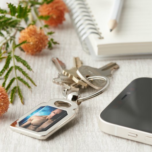 Step Out metal keychain キーホルダー (側面)