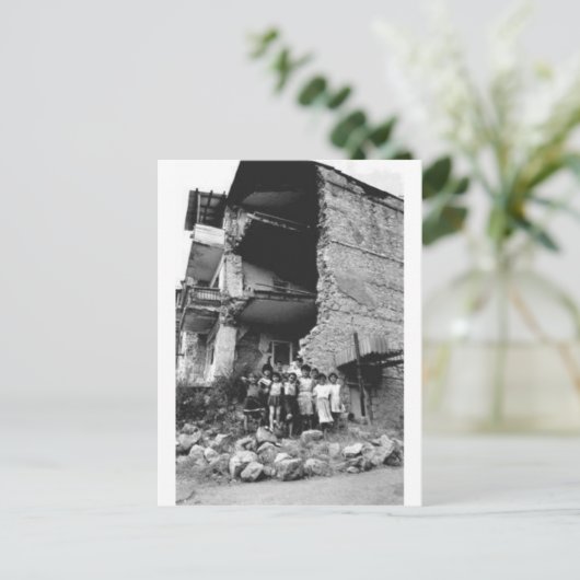 Stepanakertへの損傷 ポストカード (スタンド正面)