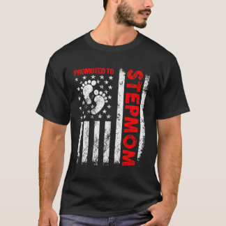 Stepmom Usaフラグ母の日の最初のTiに昇格 Tシャツ