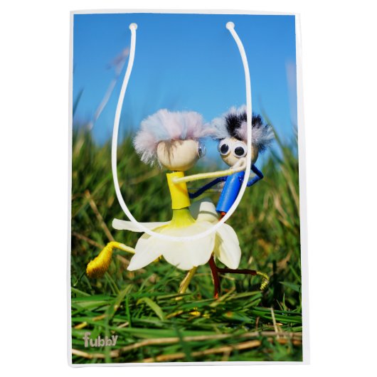 Stijldansende Fubby's in Narcissen jurk. ミディアムペーパーバッグ (正面)