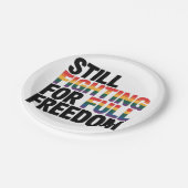 Still Fighting For Full Freedom LGBTQ America 250t ペーパープレート (アングル)