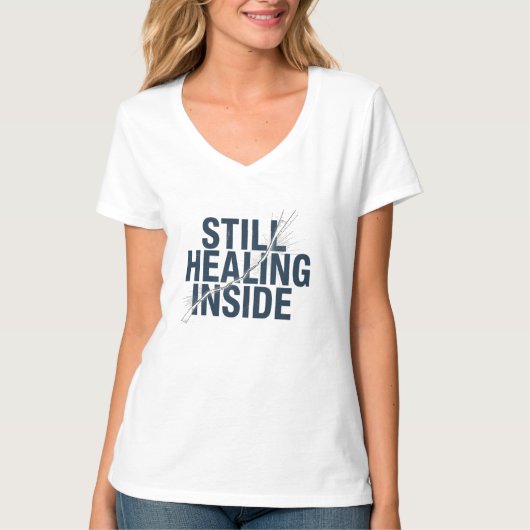 Still Healing Inside – 脳損傷啓発 Tシャツ (正面)