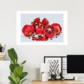 Still Life Painting of Pomegranates ポスター (ホームオフィス)