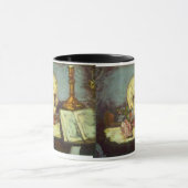 Still Life wスカル、Candle、Book By Paulセザンヌ マグカップ (中央)