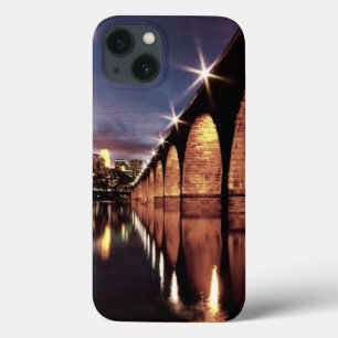 Stonearchのスカイライン iPhone 13ケース