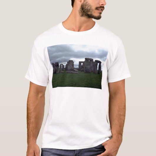 Stonehengeのイギリスの造岩 Tシャツ (正面)
