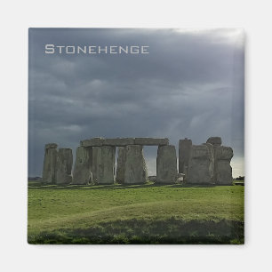 Stonehenge上の雨雲 マグネット