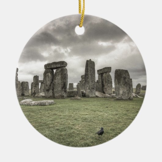 Stonehenge、イギリスの前のカラス セラミックオーナメント (正面)