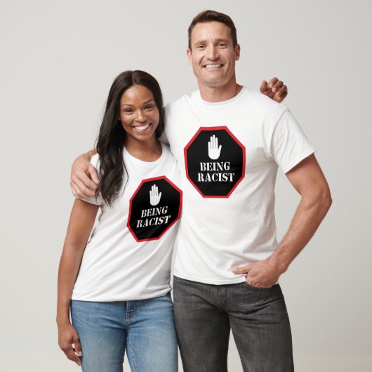 STOP BEING RACIST T-shirt classique Tシャツ (ユニセックス)