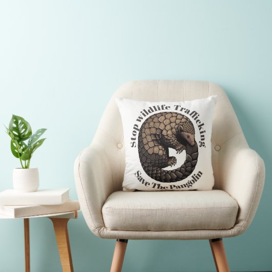 Stop wildlife trafficking - Save the pangolin  クッション (椅子)