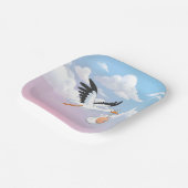 Stork Carrying a Baby Cloudy Sky ペーパープレート (傾斜あり)