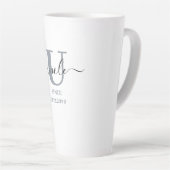 Storm BlueのUncle Elegant Script Letter Uモノグラム カフェラテマグ (右アングル)