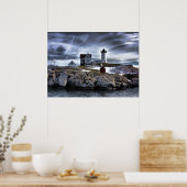 Stormy Cape Neddick "Nubble"灯台York, ME ポスター (キッチン)