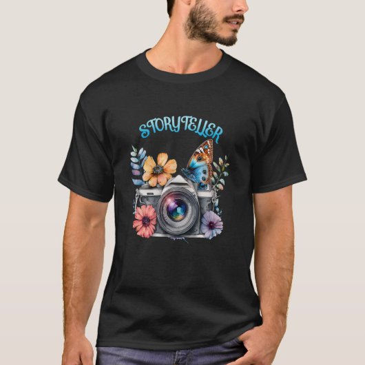 Storyteller Camera Photography Butterfly Photograp Tシャツ (正面)