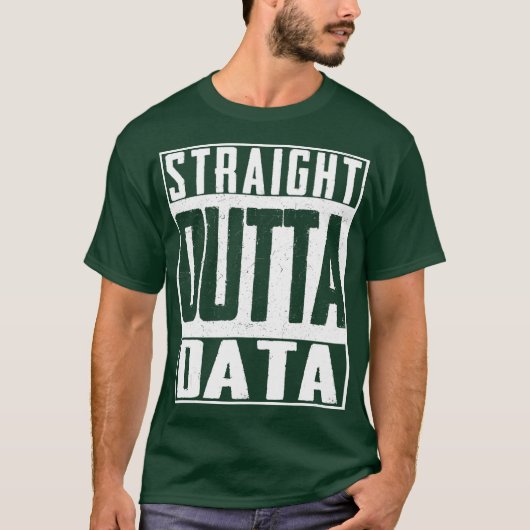 Straight OuttaデータアナリストエンジニアIT Tシャツ (正面)