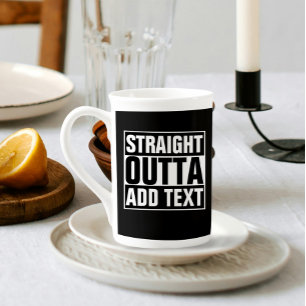 STRAIGHT OUTTA – ここにテキストを追加/独自に作成 ボーンチャイナマグカップ