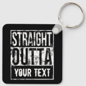 Straight Outta – テキストの追加ヴィンテージ カスタム キーホルダー (裏面)