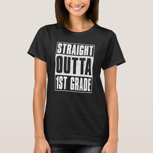 Straight Outta 1st Grade Kids Girls Boys First Gra Tシャツ (正面)
