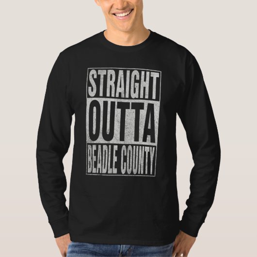 STRAIGHT OUTTA BEADLE COUNTY Cool Home Quote Tシャツ (正面)