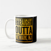 Straight Outta Newark New Jersey コーヒーマグカップ (左)