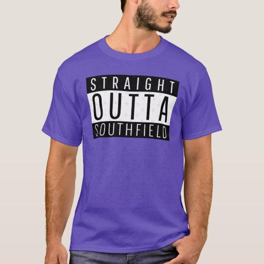 Straight Outta Southfield Michigan Oversized Tシャツ (正面)