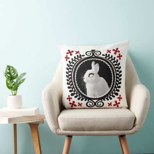 Strange White Bunny: White, Black & Red Throw Pill クッション (椅子)