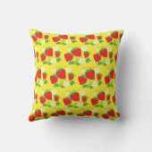 Strawberry and Flower Yellow Pattern Throw Pillow クッション (裏面)