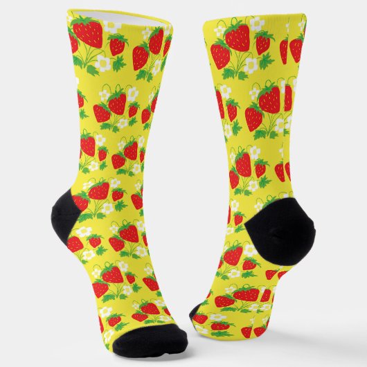 Strawberry and Flowers Pattern Yellow ソックス (傾斜あり)