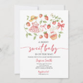 Strawberry Baby Shower Invite Berry Sweet Baby 招待状 (正面)