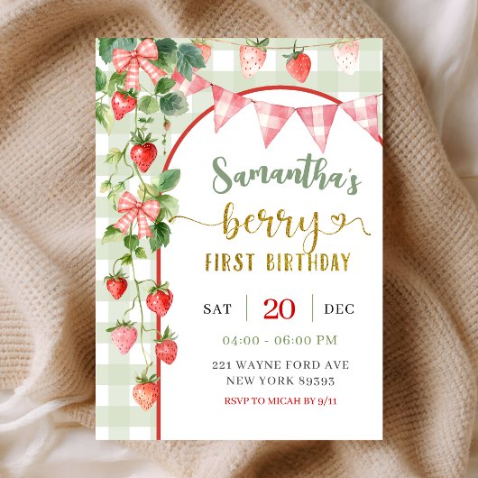 Strawberry Berry First Birthday Invitation 招待状