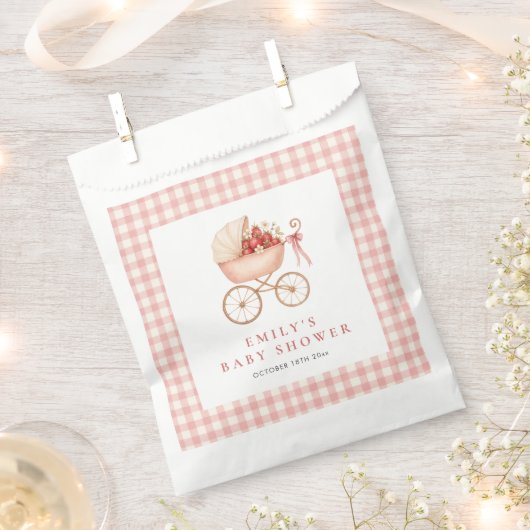 Strawberry Berry Sweet Baby Shower Favor フェイバーバッグ (クリップ留めされた状態)