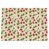 Strawberry Blossoms and Berries Pattern ラージペーパーバッグ (正面)
