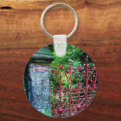 Strawberry Field Gates(英国リバプール) キーホルダー (正面)