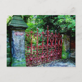 Strawberry Field Gates, Liverpool UK ポストカード