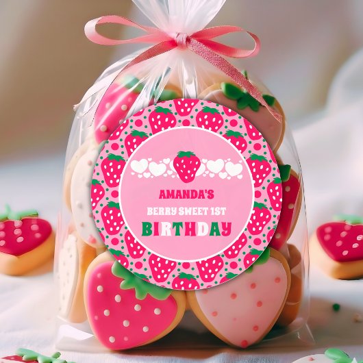 Strawberry First Birthday Celebration ラウンドシール
