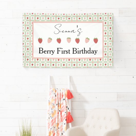 Strawberry Gingham First Birthday Party  横断幕 (インサイチュ)