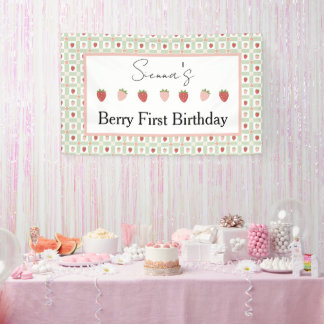 Strawberry Gingham First Birthday Party 横断幕