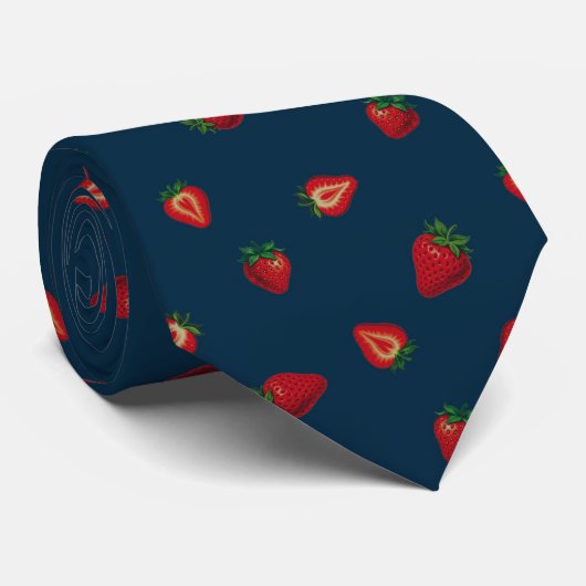 Strawberry Luscious ネクタイ (ロール)