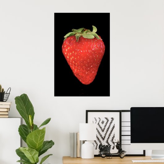 Strawberry on Black写真 ポスター (ホームオフィス)