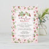 Strawberry So Berry Sweet Pink Gingham Girl Shower 招待状 (スタンド正面)