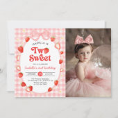 Strawberry Two Sweet Berry 2nd Birthday Photo 招待状 (正面)