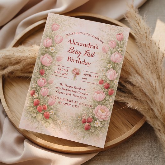 Strawberry Vintage Floral Theme 1st Birthday 招待状