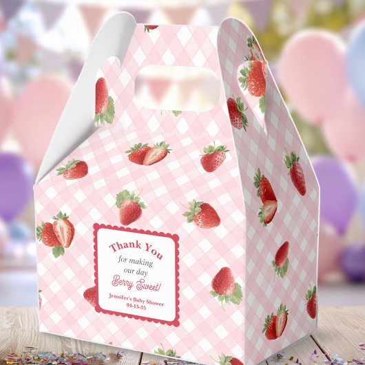 Strawberry with pink Gingham-Baby Girl Shower フェイバーボックス