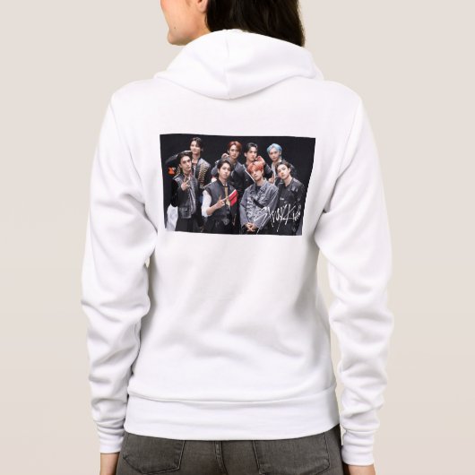 Stray kids vest パーカ (裏面)