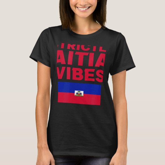 Strictly Haitian Vibes Haiti West Indian Day Carni Tシャツ (正面)
