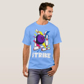 Strike Funny Graphic Bowling Strikes League Tシャツ (正面フル)